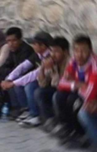 Son dakika: Adana'da 76 düzensiz göçmen yakalandı