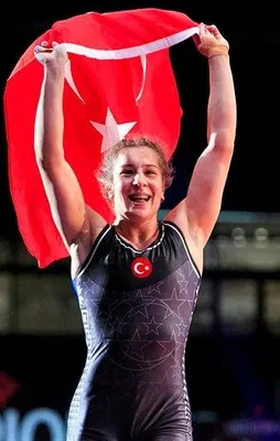 Yasemin Adar dünya şampiyonu