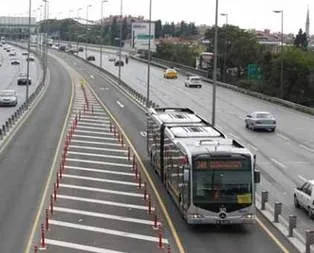 Metrobüste dehşet anları!