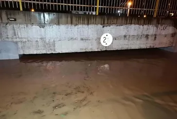 İzmir’deki su dolu alt geçit faciasında CHP’li belediye sorumluluktan kaçtı! Aile isyan etti