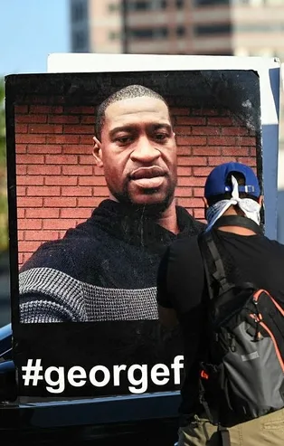 Son dakika: ABD'de polis tarafından öldürülen George Floyd’un koronavirüs testi pozitif çıktı