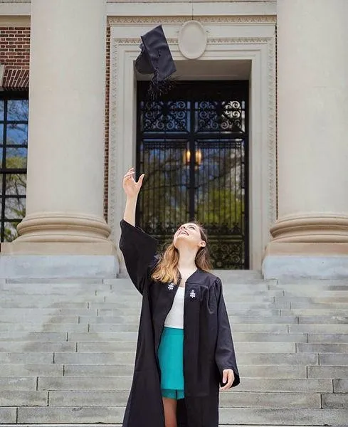 'Eşkıya Dünyaya Hükümdar Olmaz'ın Zeynep karakteriydi: Ece Hakim önce Harvard'ı kazandı sonra ise...-2