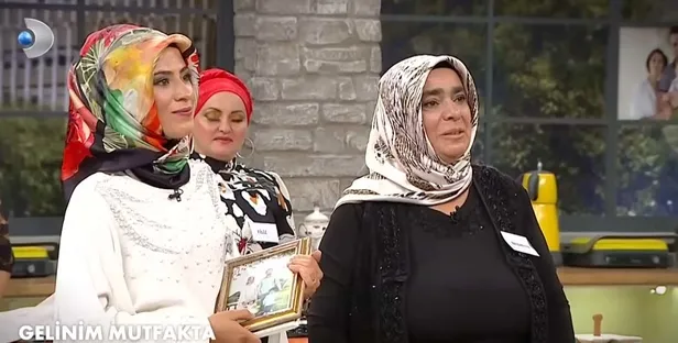 gelinim-mutfakta-hazal-kimdir-kac-yasinda-nereli-kaynana-bedriye-kimdir-1631448082841.jpg Kaynana Bedriye kimdir? Gelinim Mutfakta Hazal kimdir, kaç yaşında, nereli?-2