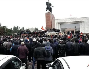 Kırgızistan’da yağma başladı