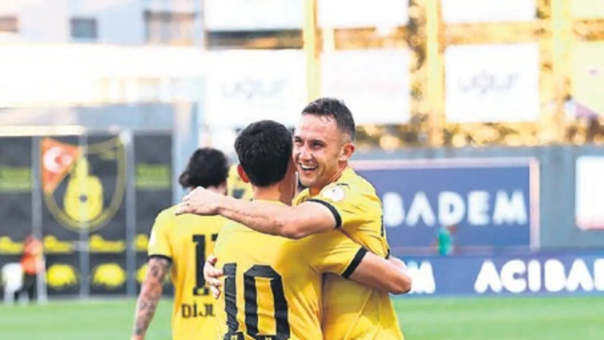 İstanbul'dan Çorum FK'ya 3'lü şok