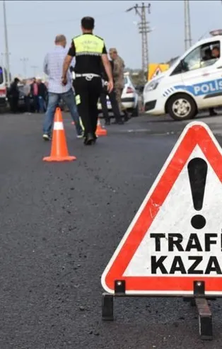 Konya'da sisli hava kaza getirdi: 4 yaralı