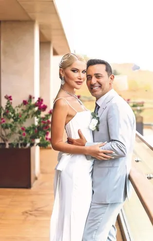 Melis ile Mustafa Sandal 90 milyon liralık evlerinin restorasyonu için kesenin ağzını açtı!