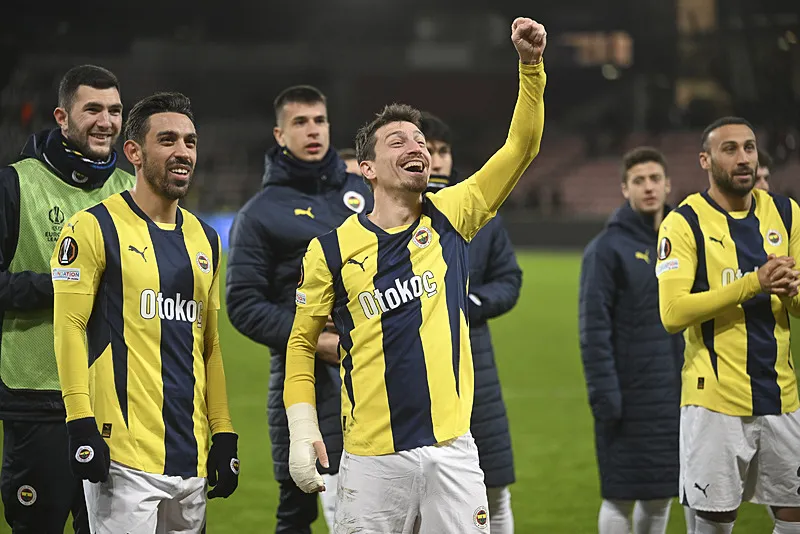 Mourinho'dan Diego Carlos kararı! Rize maçı 11'ini belirledi - 3