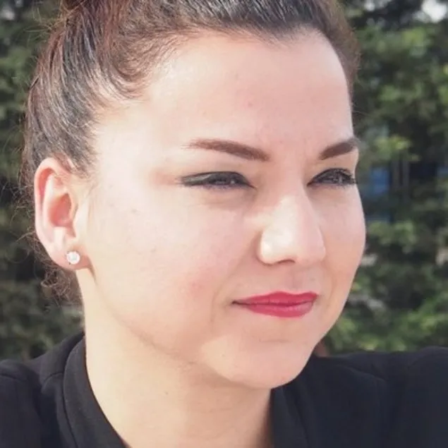 Kadın avukat evinde başından vurulmuş halde bulundu