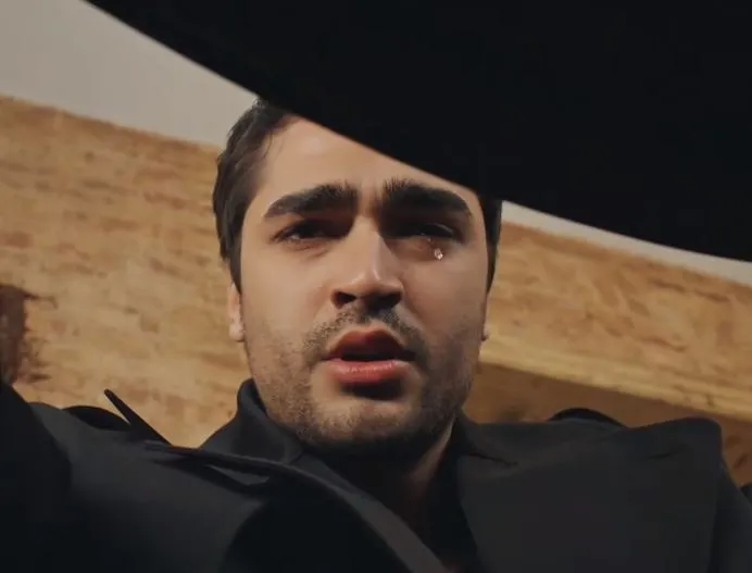 Yalı Çapkını hayranlarına göbek attıracak karar! Mine Tugay'ın ardından o ismi getirdiler-2