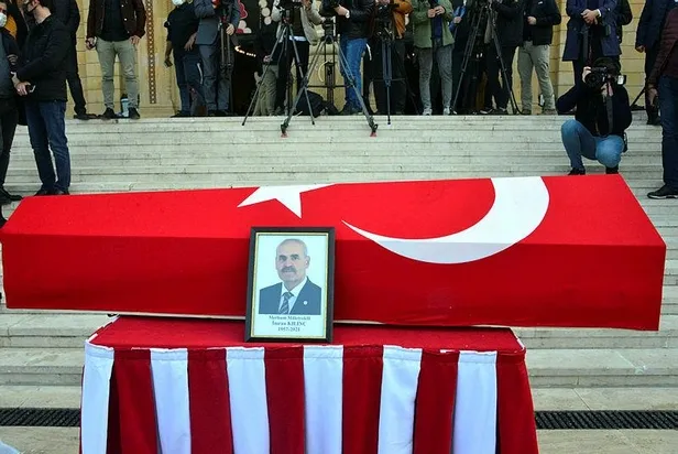 64 yaşında vefat eden AK Parti Milletvekili İmran Kılıç Kahramanmaraş'ta son yolculuğuna uğurlandı-3