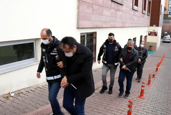 fetoculere-ev-ayarlayan-is-insanlarina-operasyon-6-kisi-yakalandi-1638948139384.jpg