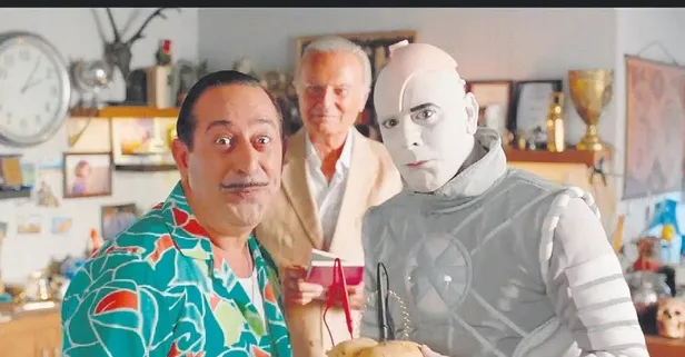 Sinemacılarla Mars Group arasındaki kriz iyice tırmandı!