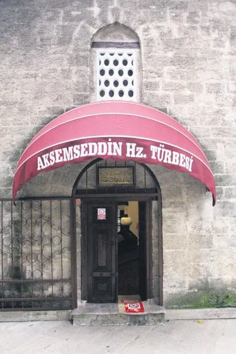 fransiz-kaldilar-1608244996505.jpeg Akşemseddin Hazretleri Türbesi'ne Fransız kaldılar!-2