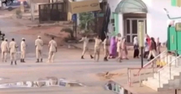 Sudan'da ordu darbe karşıtı göstericilere müdahale etti