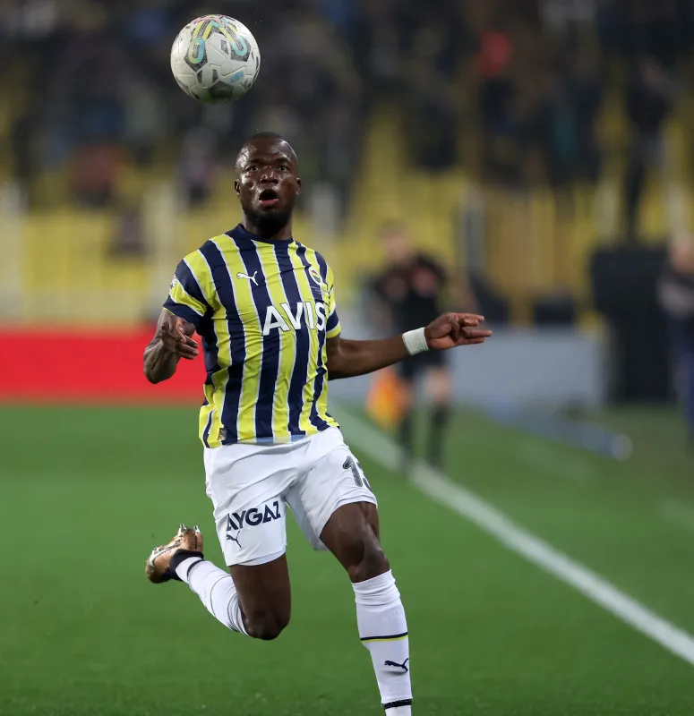 Enner Valencia imzayı attı! Dudak uçuklatan rakam - 12