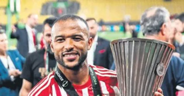 Bedavaya gitti tarih yazdı