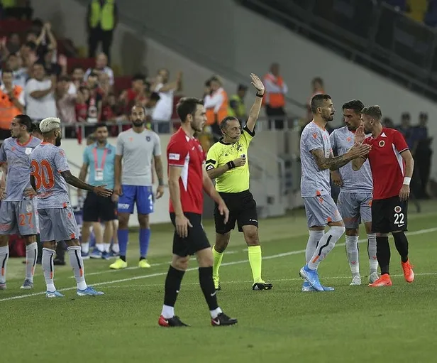 Gençlerbirliği 1-2 Medipol Başakşehir | MAÇ SONUCU-1