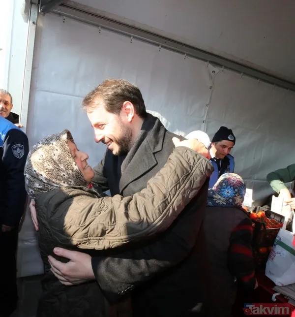 Bakan Berat Albayrak, Üsküdar tanzim satış noktasını ziyaret etti - 3