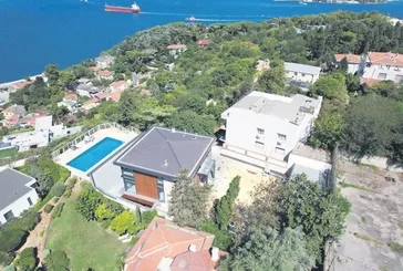 İBB İstanbul Boğazı'ndaki kaçak yapılara göz yumuyor!