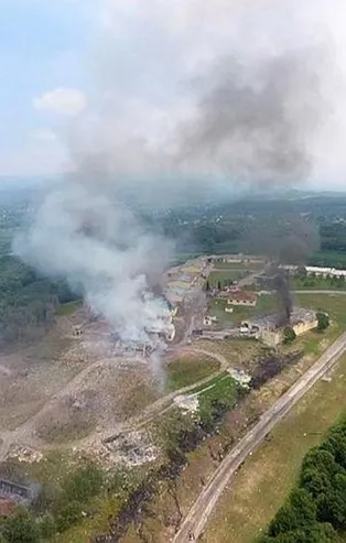 Son dakika: AFAD: Patlama yaşanan havai fişek fabrikasında herhangi bir radyasyon kaynağı bulunmamaktadır