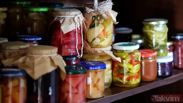 Kütür kütür turşunun sırrı ortaya çıktı! Sirke mi, limon mu? Cevap bu tarifte gizli - 9