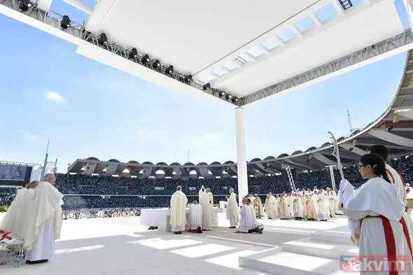 Papa Franciscus, BAE'de düzenlenen ilk ayini yönetti