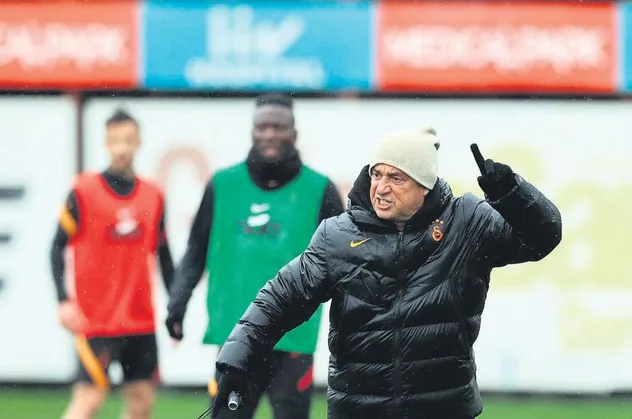 Fatih Terim’i hırs bastı