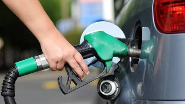 ⛽AKARYAKITA İNDİRİM MÜJDESİ! 1 lira 64 kuruş birden düşecek! 1 LT benzin, mazot, LPG kaç TL olacak? İşte EPGİS fiyat listesi