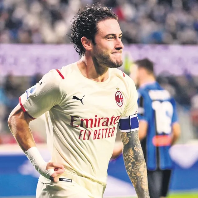 Sağa yeni aday Calabria