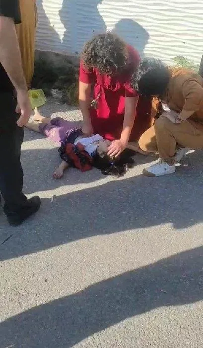 mersinde-6-yasindaki-nisa-ceviz-yol-kenarinda-bulundu-olum-sebebi-ne-1697794587889.jpeg Mersin'de 6 yaşındaki Nisa Ceviz yol kenarında bulundu! Ölüm sebebi ne?-1