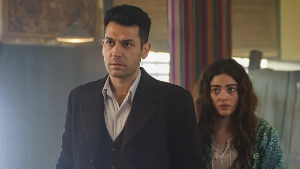 aziz-dizisi-bu-aksam-var-mi-neden-yok-aziz-yeni-bolum-ne-zaman-yayinlanacak-31-aralik-show-tv-yayin-akisi-1640939180476.jpg Aziz dizisi bu akşam var mı, neden yok? Aziz yeni bölüm ne zaman yayınlanacak? 31 Aralık Show TV yayın akışı!-4