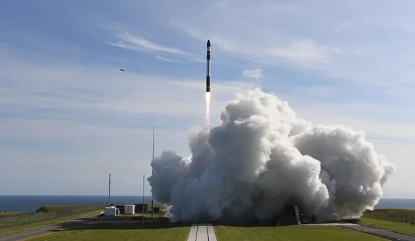 abdli-roket-ureticisi-rocket-labin-uydu-firlatisi-gunes-tutulmasi-sebebiyle-ertelendi-1607799355278.jpg ABD'li roket üreticisi Rocket Lab'ın uydu fırlatışı Güneş tutulması sebebiyle ertelendi-2