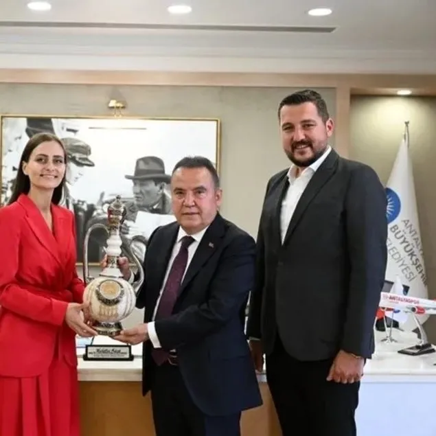 Fazla DEM’lenmek eş başkanlık getirdi