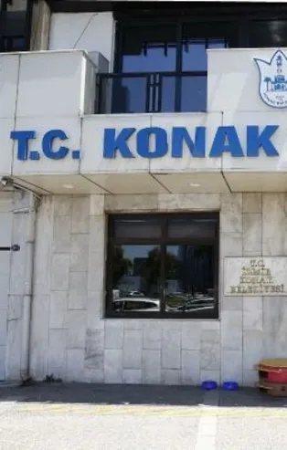 Son dakika: CHP'li Konak Belediyesi'nde 4 belediye çalışanına 'rüşvet' gözaltısı