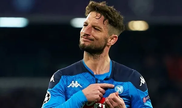 galatasaray-mertense-teklifini-sundu-trabzonspor-da-istiyordu-1659511599933.jpeg Galatasaray Mertens'e teklifini sundu! Trabzonspor da istiyordu-9