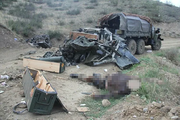 azerbaycan-400e-yakin-askerin-bulundugu-ermeni-taburunu-yok-etti-1603265386913.jpg