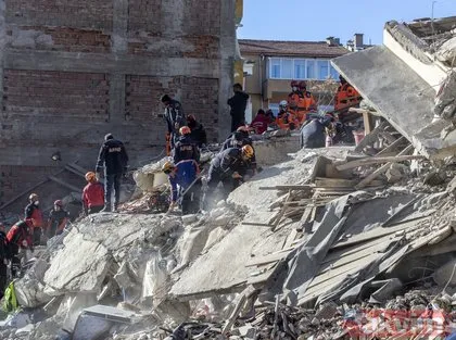 Elazığ depremi sonrasında tüm dünyadan Türkiye’ye destek yağdı