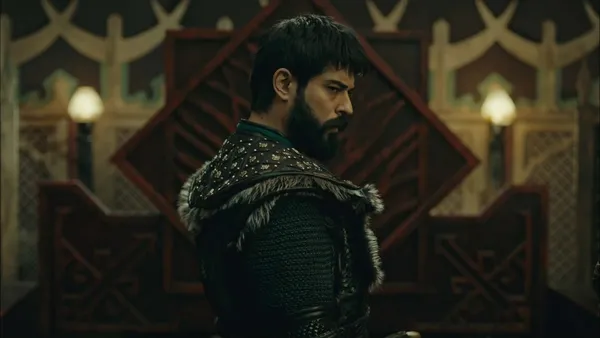 obaya-hain-baskin-kurulus-osman-84-bolum-fragmani-nefes-kesti-icerde-dogum-vardir-balayi-anami-birak-beni-al-g-1645651795782.jpg Oba’ya hain baskın! Kuruluş Osman 84. bölüm fragmanı nefes kesti: “İçerde doğum vardır! Bala’yı anamı bırak! Beni al gidelim!”-4