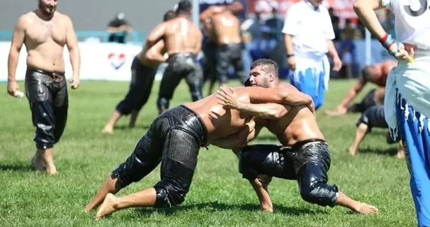 akhisar-yari-final-gureslerini-kim-kazandi-baspehlivan-kim-oldu-2022-akhisar-yagli-guresleri-hangi-kanalda-can-1660985477096.jpg Akhisar yarı final güreşlerini kim kazandı, başpehlivan kim oldu 2022? Akhisar Yağlı Güreşleri hangi kanalda canlı yayınlanacak? Canlı izleme linki-3