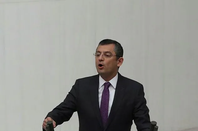 "Kandil'de terörist yok" diyen Özgür Özel'e günün sorusu