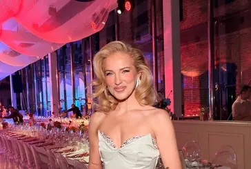 Burcu Esmersoy’un sabah rutini! Uyanır uyanmaz banyoya koşuyorum