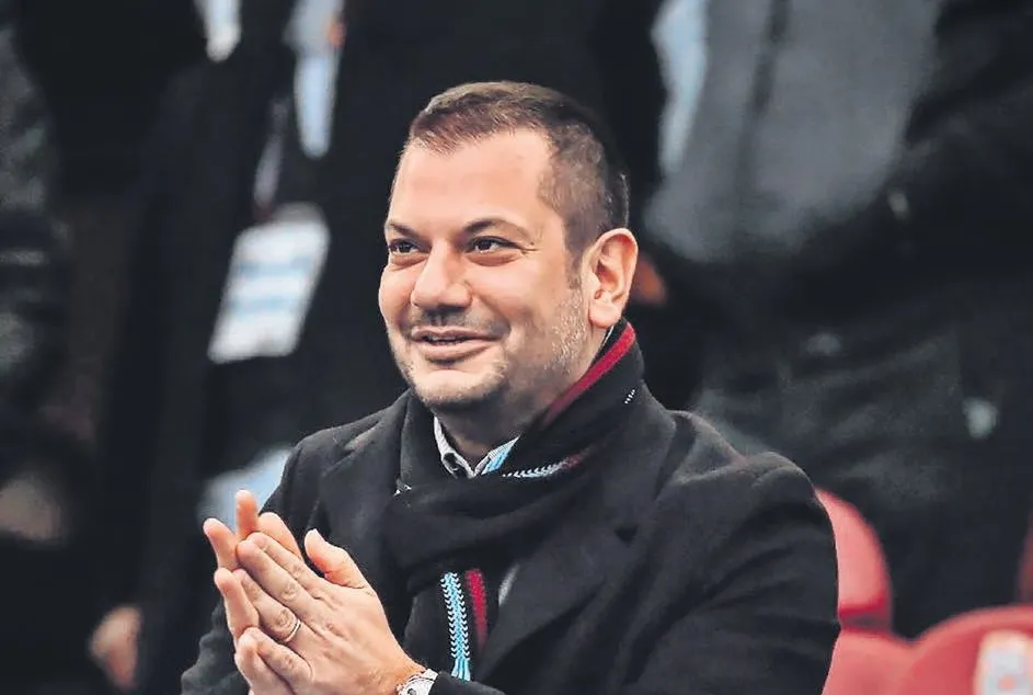 O hakemin hakemliği bitti