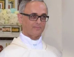 İtalya’da rahip, küçük kızı tacizden tutuklandı