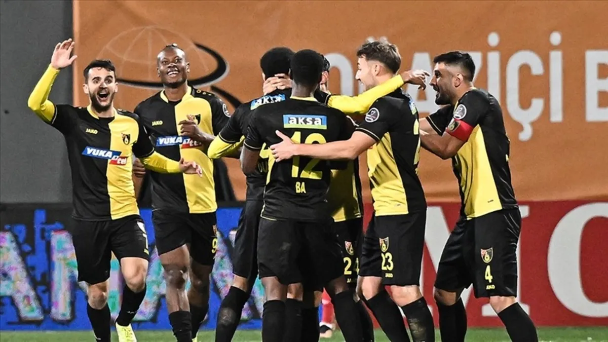 İstanbulspor adını gruplara yazdırdı