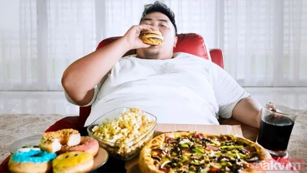 Bazı Kişilerde Sürekli Yeme Dürtüsü Hormonal Düzensizliklerin Bir Sonucu Olabilir. Ancak Ne Sebeple Olursa Olsun, Kontrolsüz Yeme Alışkanlığı Zamanla Kilo...