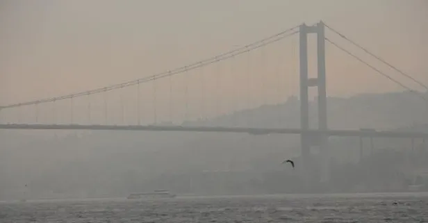 İstanbul ve Çanakkale'de deniz ulaşımına sis engeli!