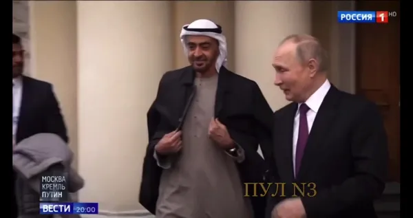 vladimir-putin-usudugu-icin-birlesik-arap-emirlikleri-devlet-baskani-al-nahyana-montunu-verdi-1665577385681.jpg