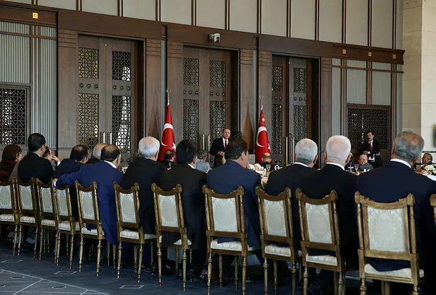 Erdoğan: Kanlı senaryonun önündeki en büyük engel Türkiye'dir-6