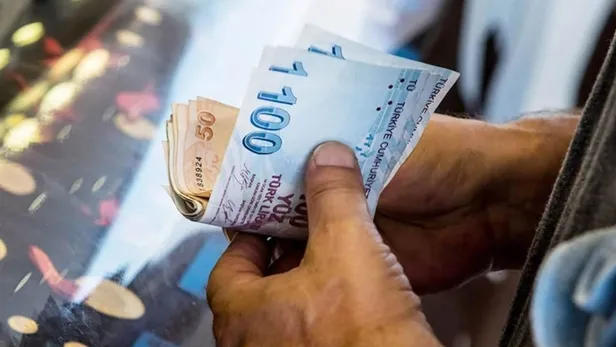 deprem-tazminati-yatti-mi-ne-zaman-yatacak-2023-memura-deprem-tazminati-ne-kadar-kac-tl-1684321247681.jpg 2023 Memura deprem tazminatı ne kadar, kaç TL? KARAR RESMİ GAZETE'DE! Deprem tazminatı yattı mı, ne zaman yatacak?-3